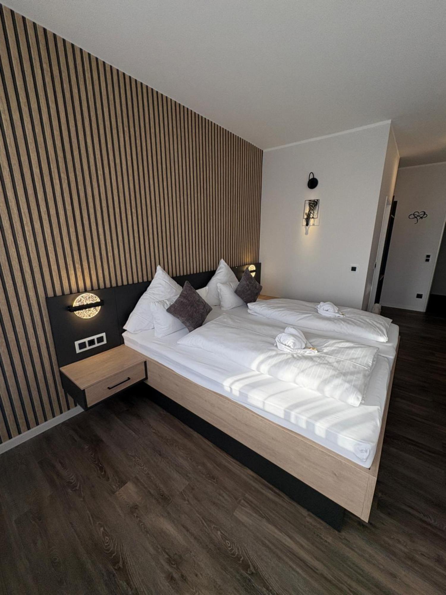 Hotel Zur Therme Westernkotten エクステリア 写真